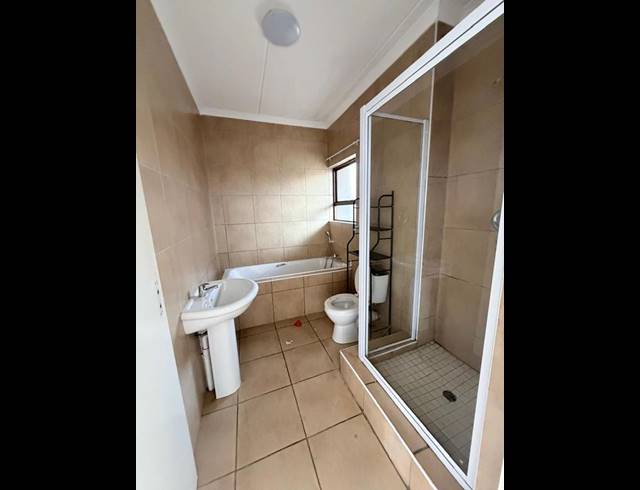 2 BEDROOM PROPERTY TO RENT IN HELDERWYK